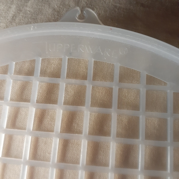 Vtg 516 Tupperware 9" Round Lid 339  Colander Strainer Lid - Picture 11 of 14